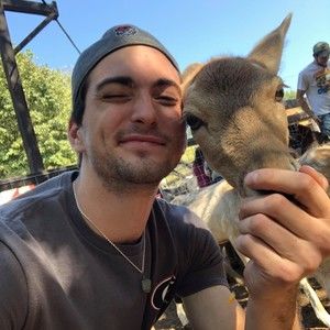 Meet your Posher, Chris